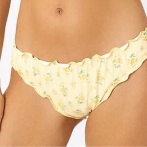 Frankie’s Bikinis x Gigi Hadid, Arabelle Size S Looking For These